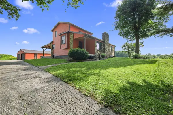 371 E County Road 1100 N, Roachdale, IN 46172