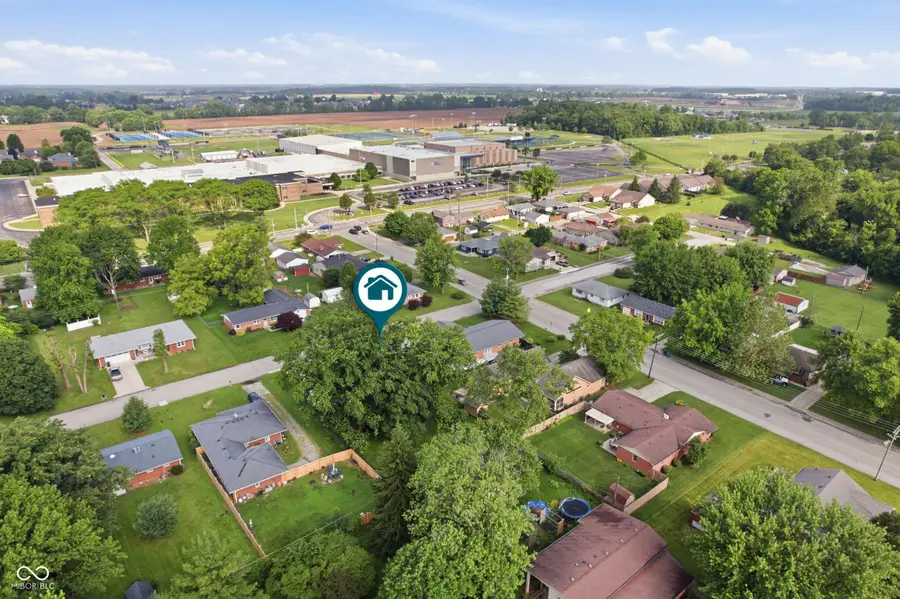 725 Wilson Street, Greenfield, IN 46140 - #2