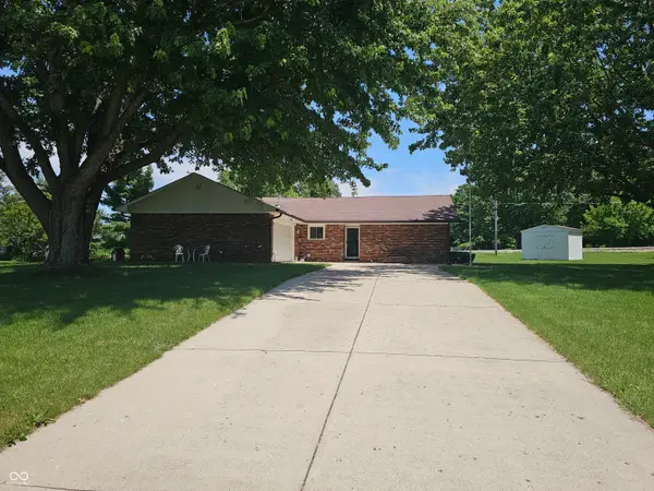 2 Calle De Real Street, Pendleton, IN 46064