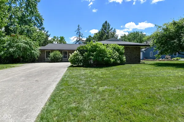 6831 Whisper Oaks Court, Indianapolis, IN 46214