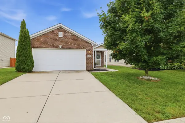 5771 White Pine Road, Whitestown, IN 46075
