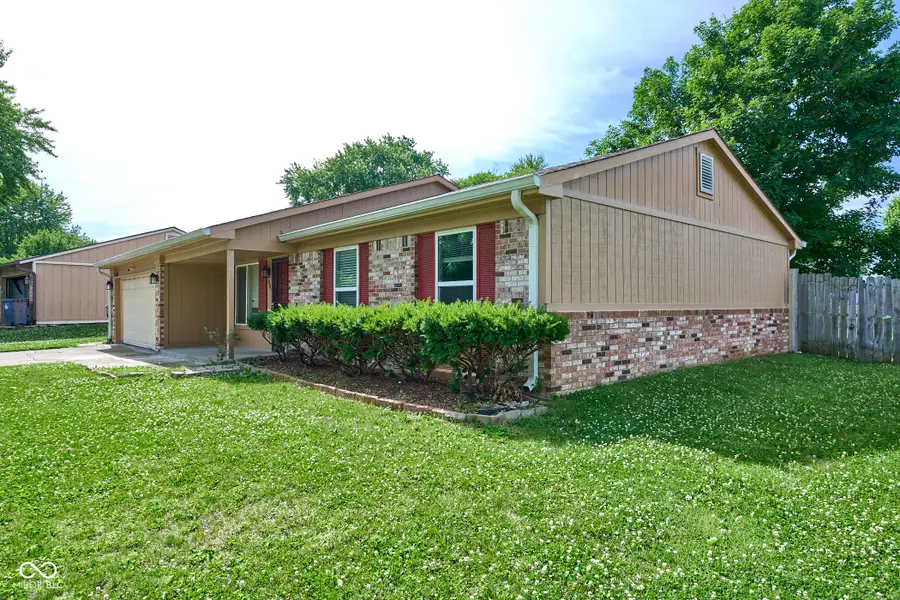 805 Burr Oak Drive, Indianapolis, IN 46217 - #2