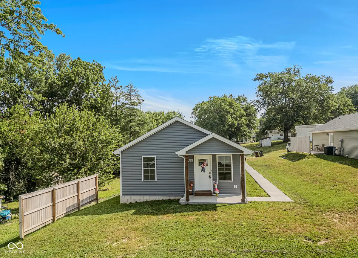 1109 W Vine Street, Brownstown, IN 47220 - #1