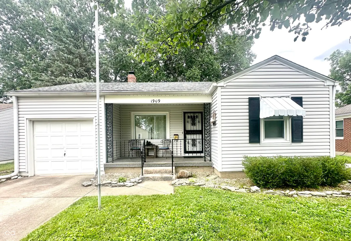 1909 Patton Drive, Speedway, IN 46224 - #1