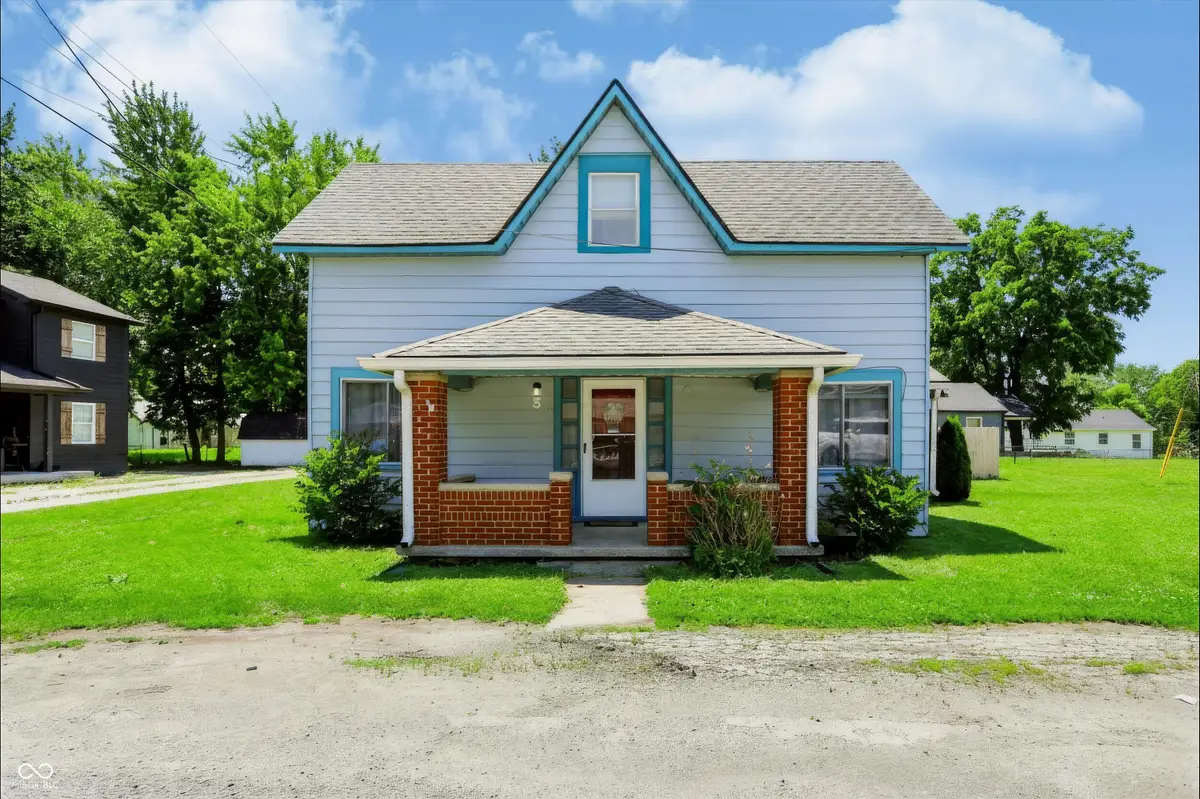 5 E Jefferson Street, Maxwell, IN 46154 - #1