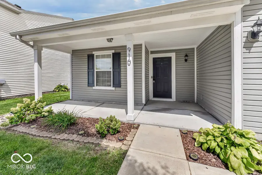 910 Stonehurst Drive, Franklin, IN 46131 - #2