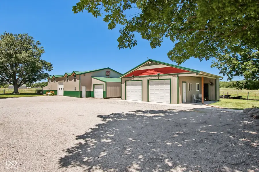 4339 E Us Highway 40, Brazil, IN 47834 - #2