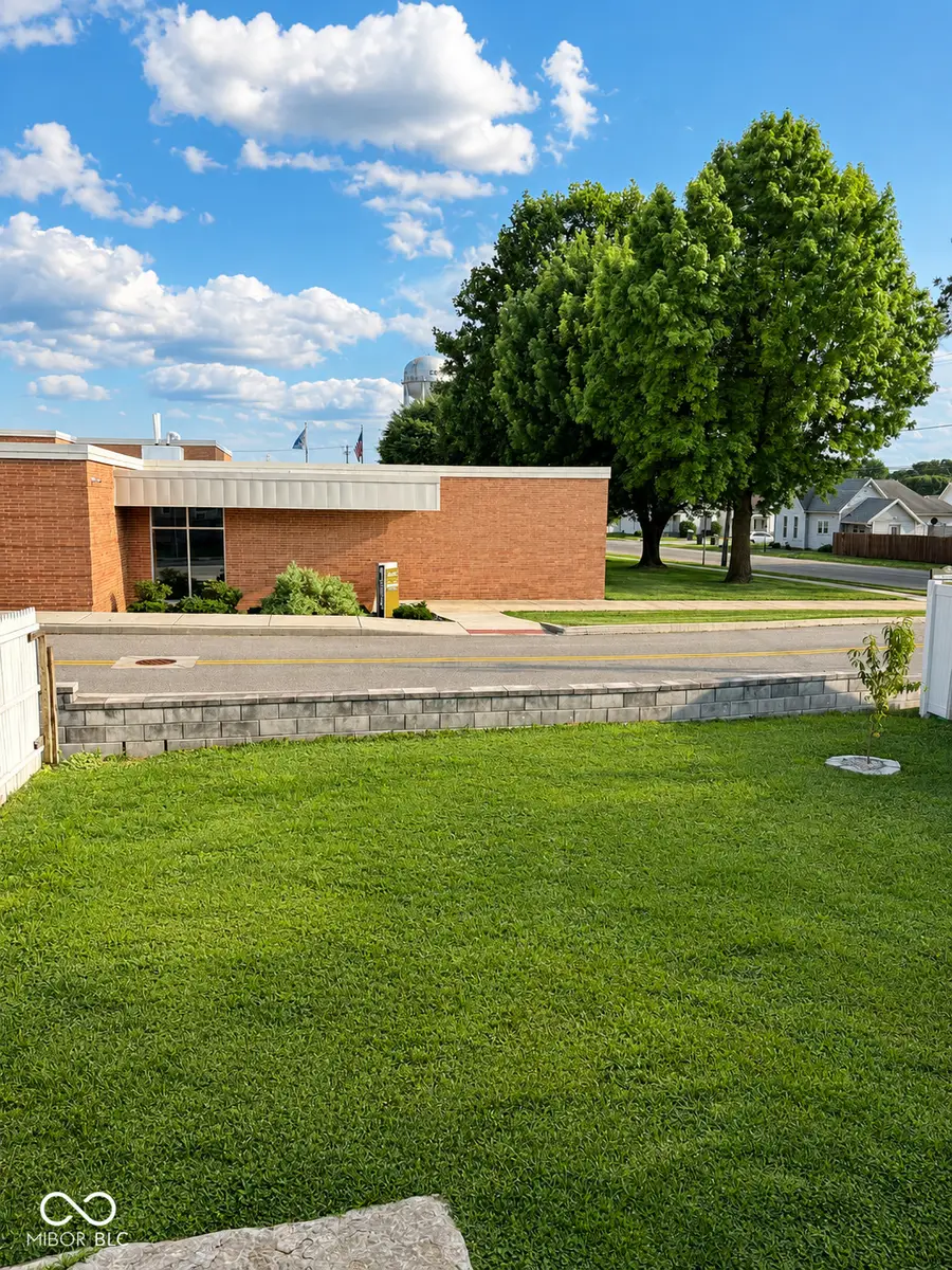 335 W North, Greensburg, IN 47240 - #2