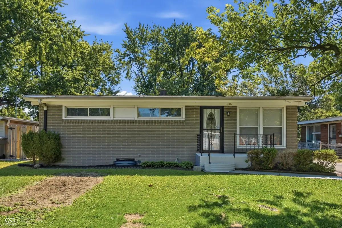 1607 Elmhurst Drive, Indianapolis, IN 46219 - #1