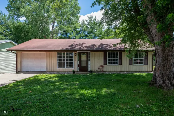 511 Beechwood Drive E, Monticello, IN 47960