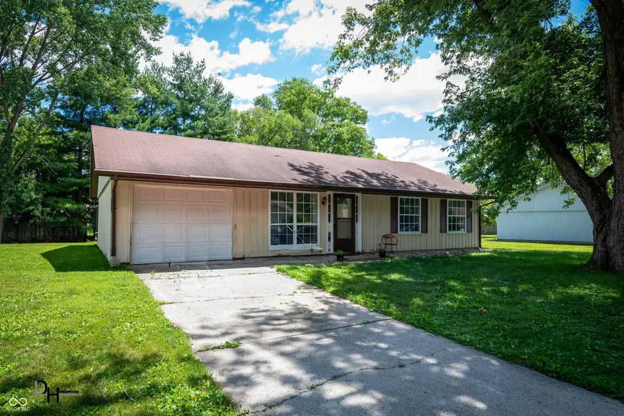 511 Beechwood Drive E, Monticello, IN 47960 - #2