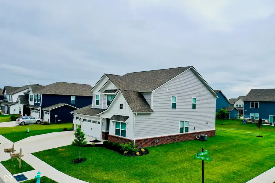 1258 Inverness, Avon, IN 46123 - #2