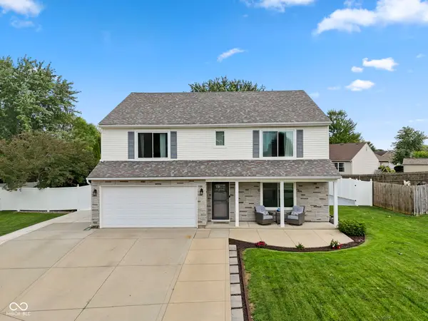 435 Lake Shore Court, Franklin, IN 46131