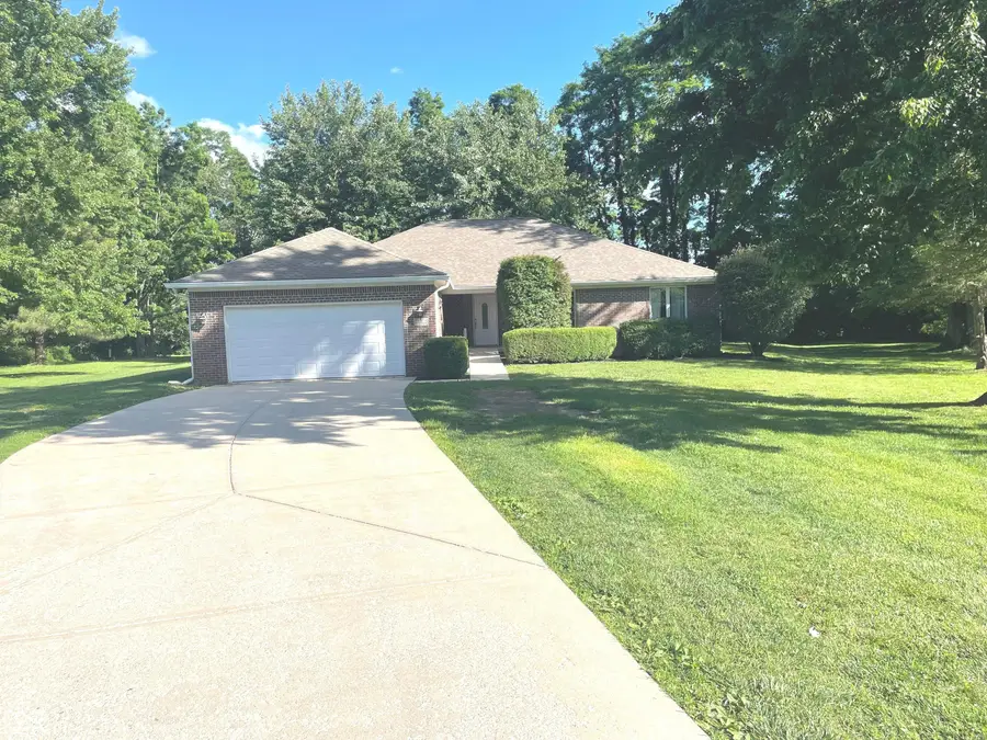 8 U Drive, Cloverdale, IN 46120 - #2