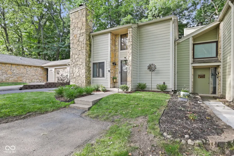 5643 Twin Lakes Court, Indianapolis, IN 46237 - #2