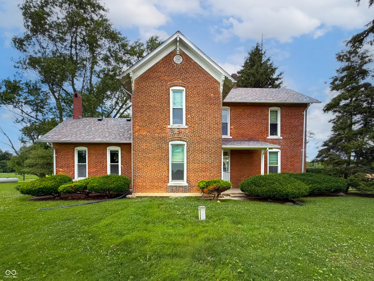 10021 N 400 W, Fountaintown, IN 46130 - #1