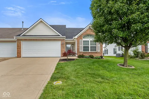 1366 Hamilton Drive, Greenwood, IN 46143