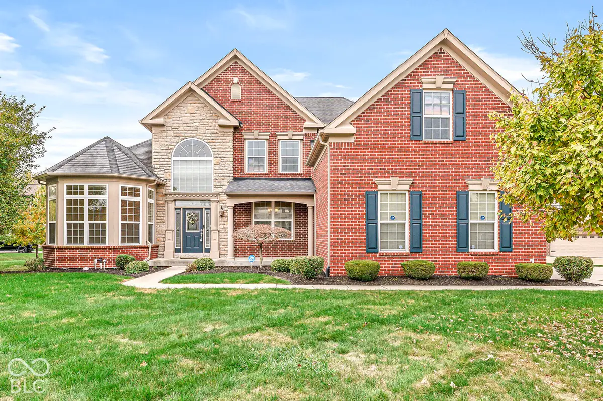 10527 Serra Vista Point, Fishers, IN 46040 - #1