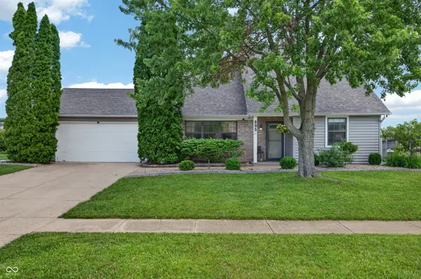 895 Cypress W, Greenwood, IN 46143