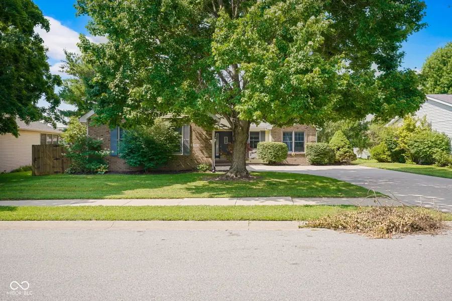 5902 Kennesaw Trail, Columbus, IN 47203 - #2