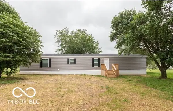 359 Gentlemen Place, Cloverdale, IN 46120