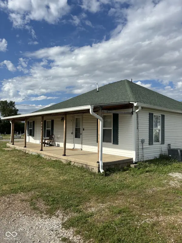 6004 S State Road 9, Waldron, IN 46182