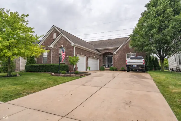 12447 Eddington Place, Fishers, IN 46037