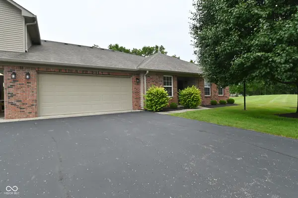 6033 Carriage Corner, Indianapolis, IN 46237