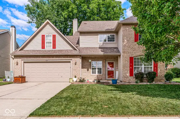 414 Winterwood Drive, Avon, IN 46123