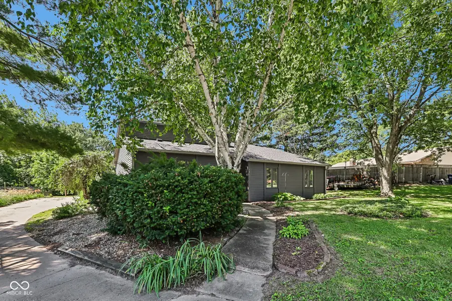 4037 Hillendale Drive, Greenwood, IN 46142 - #3