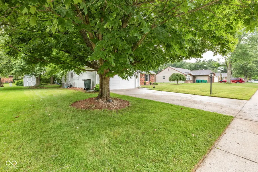 1043 Briarwood Drive, Brownsburg, IN 46112 - #2
