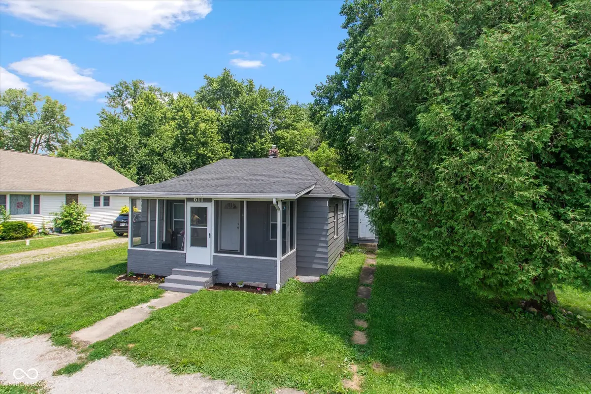 611 N Sycamore Street, Ladoga, IN 47954 - #1