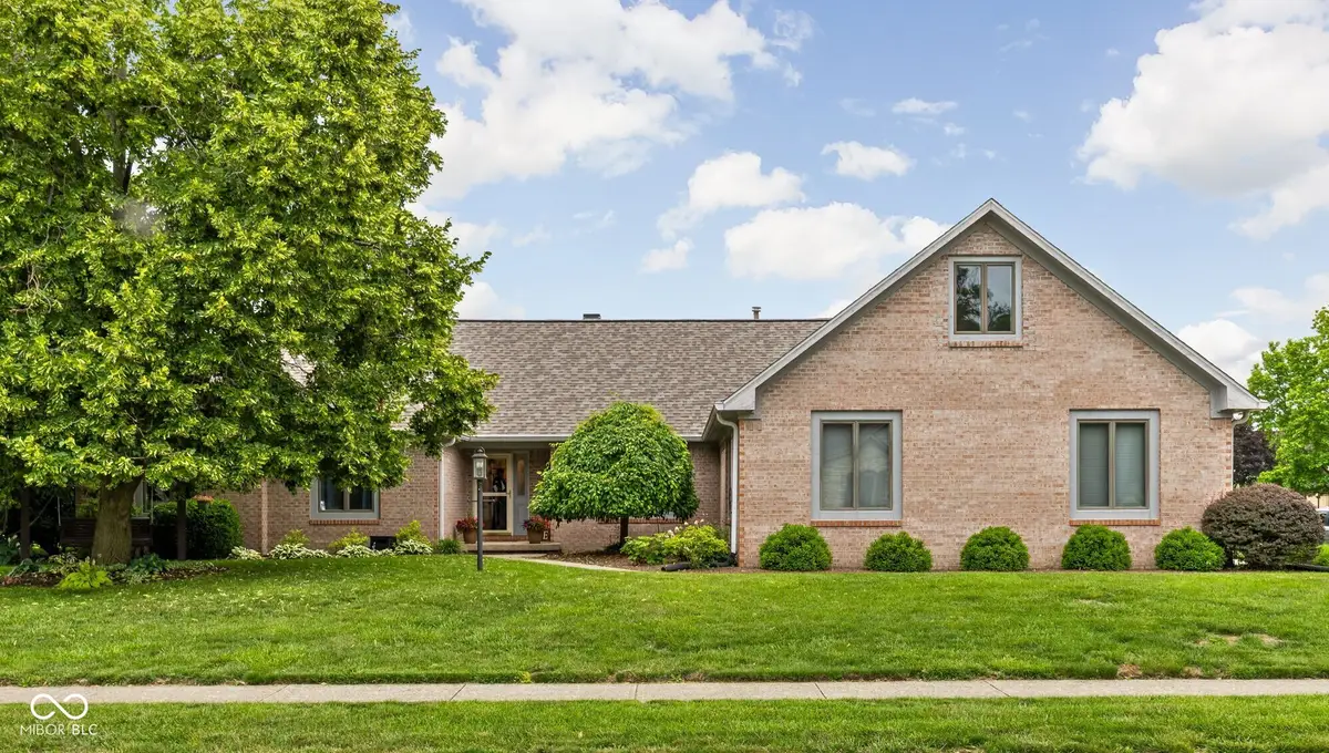 1018 Lakewood South Drive, Brownsburg, IN 46112 - #1