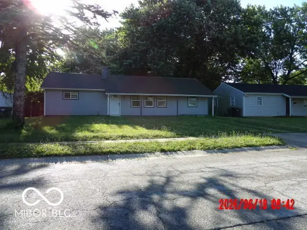 81 Crestview Drive, Greenwood, IN 46143