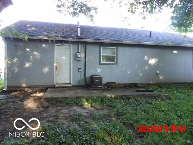 81 Crestview Drive, Greenwood, IN 46143 - #3