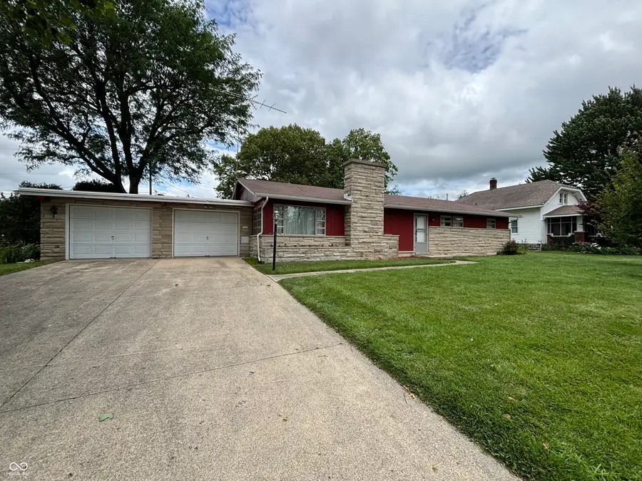 324 Hillcrest Avenue, Batesville, IN 47006 - #2