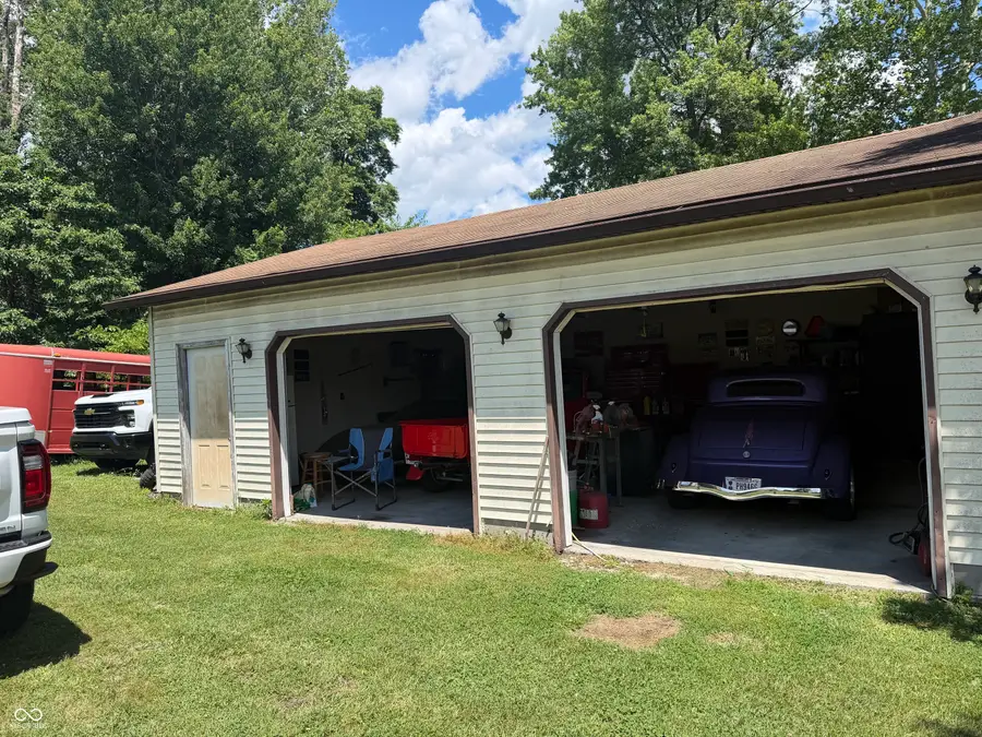 8137 N Us Highway 31, Seymour, IN 47274 - #3