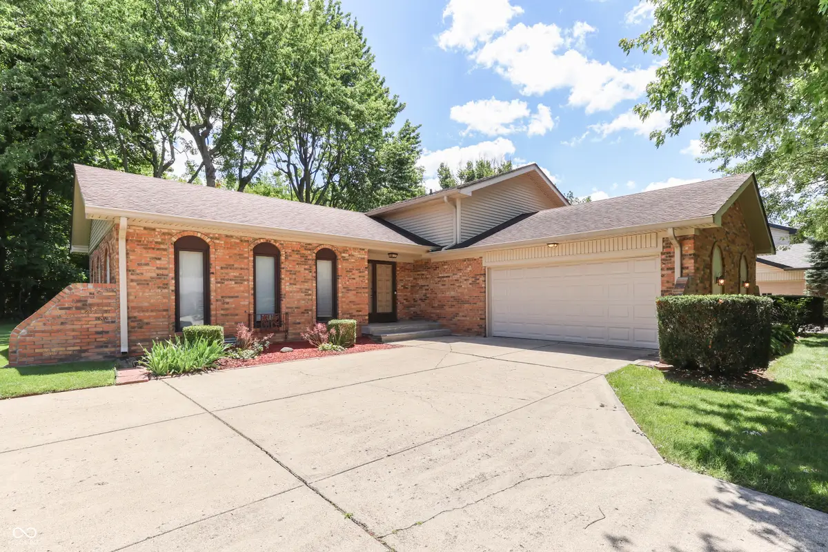 6843 Glacier Drive, Indianapolis, IN 46217 - #1