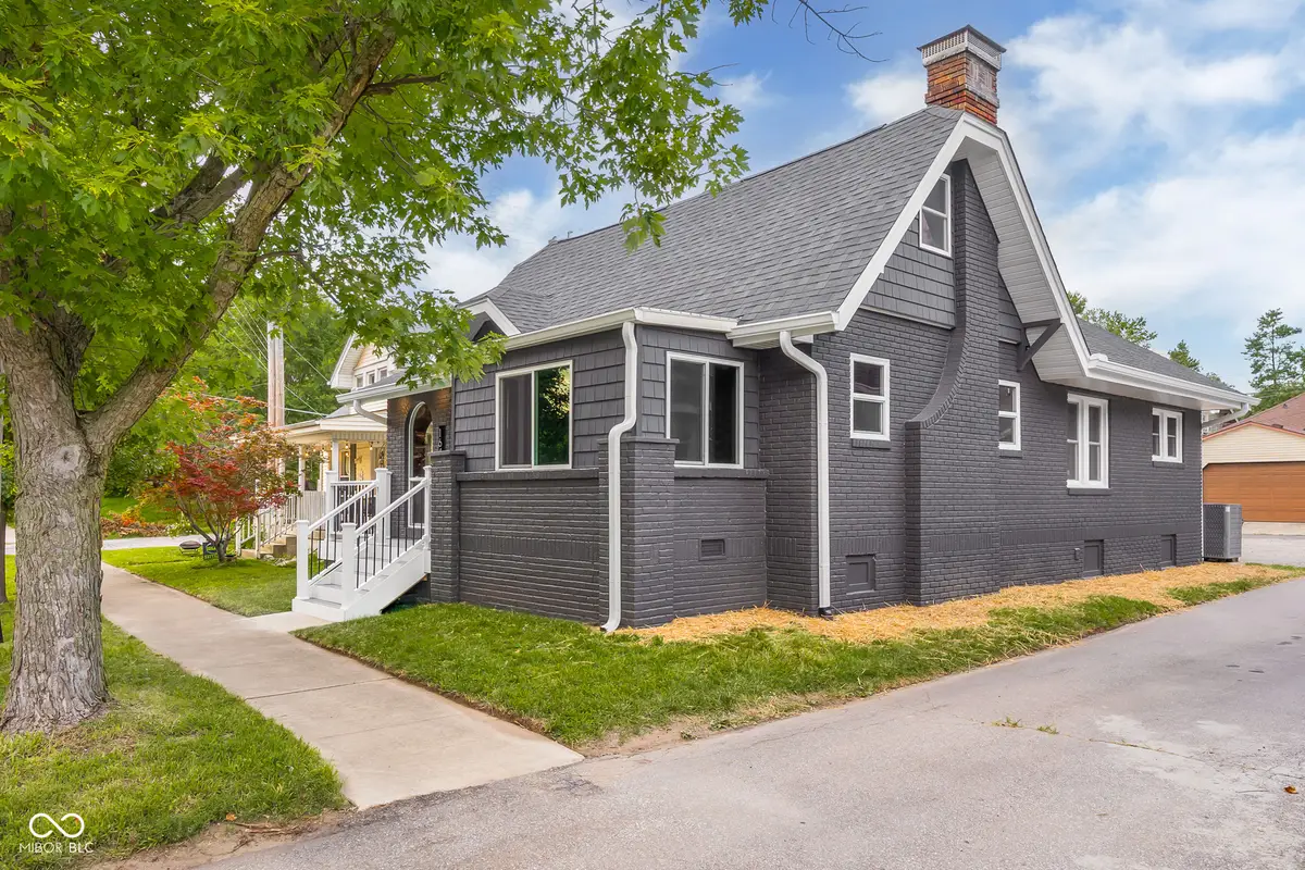 1647 Washington Street, Columbus, IN 47201 - #1