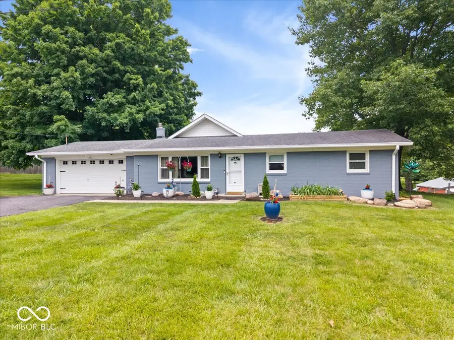 703 N Peterman Road, Greenwood, IN 46142 - #2
