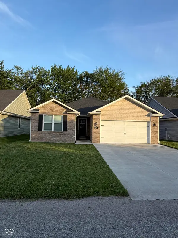 731 Maple Avenue, Seymour, IN 47274
