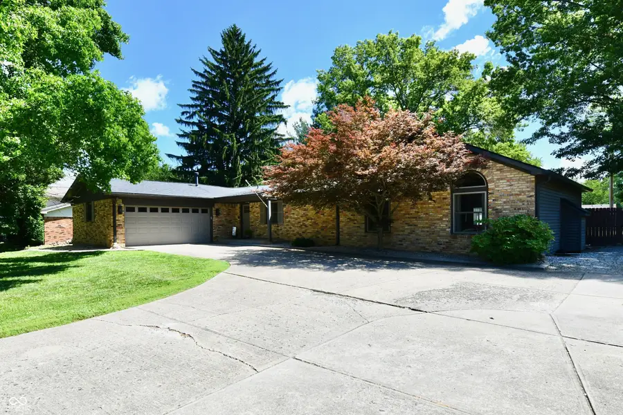 2999 Woodside Drive, Plainfield, IN 46168 - #2