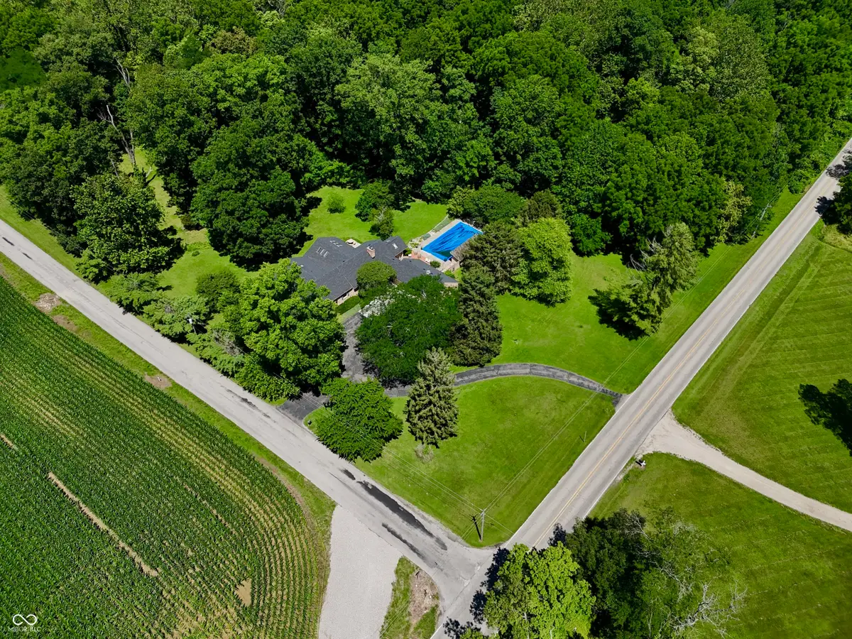 962 E 375 S, Franklin, IN 46131 - #1