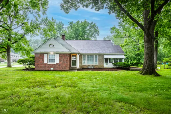 3404 Kessler Blvd E Drive, Indianapolis, IN 46220