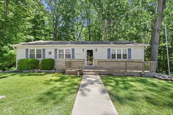 1855 W Shore Drive, Martinsville, IN 46151