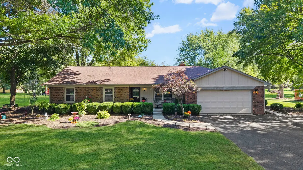 1393 S Buttercup Drive, New Palestine, IN 46163 - #1