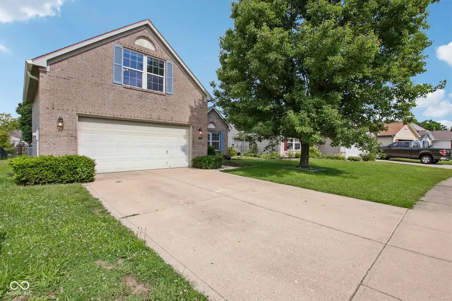 5812 Wooden Branch, Indianapolis, IN 46221 - #3