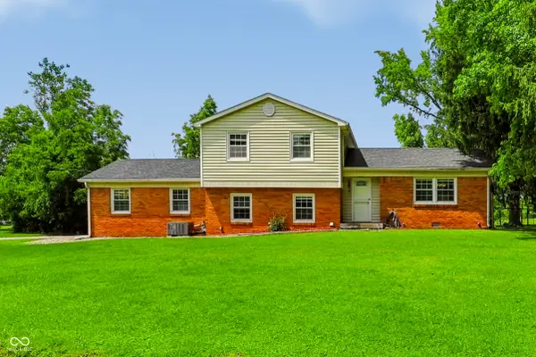 5226 W Southport Road, Indianapolis, IN 46221