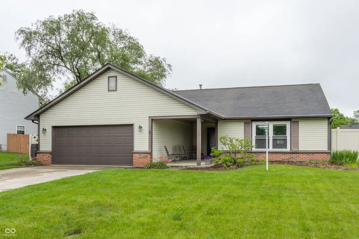 206 E Delaware Street, Fortville, IN 46040 - #1