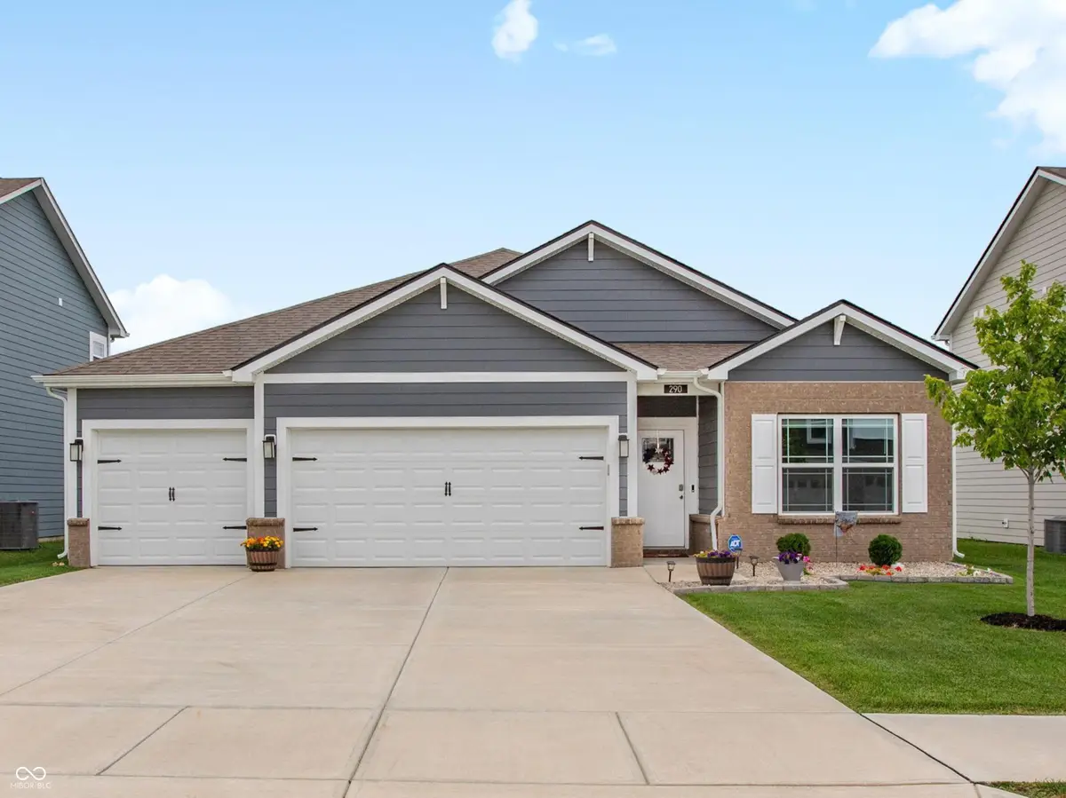 290 Waterford Lane, Pendleton, IN 46064 - #1